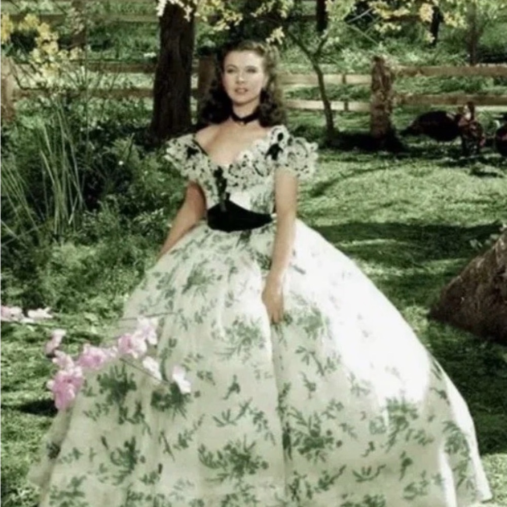 Gone with the wind Scarlett O’Hara DOLL world on Green dress slip and petticoat